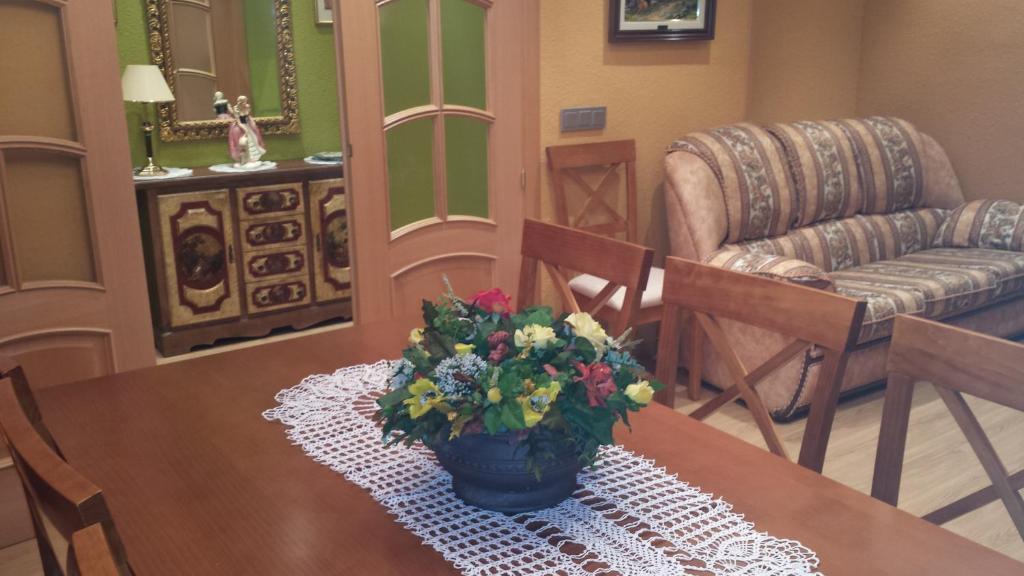 Apartamento Turistico Guara Casa Castro Barbastro Extérieur photo